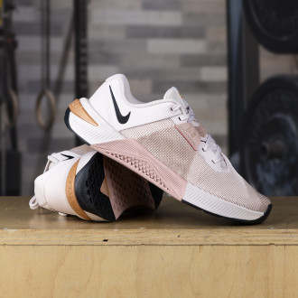 D&aacute;msk&eacute; boty na CrossFit Nike Metcon 10 - tmavě růžov&aacute;-růžov&aacute;